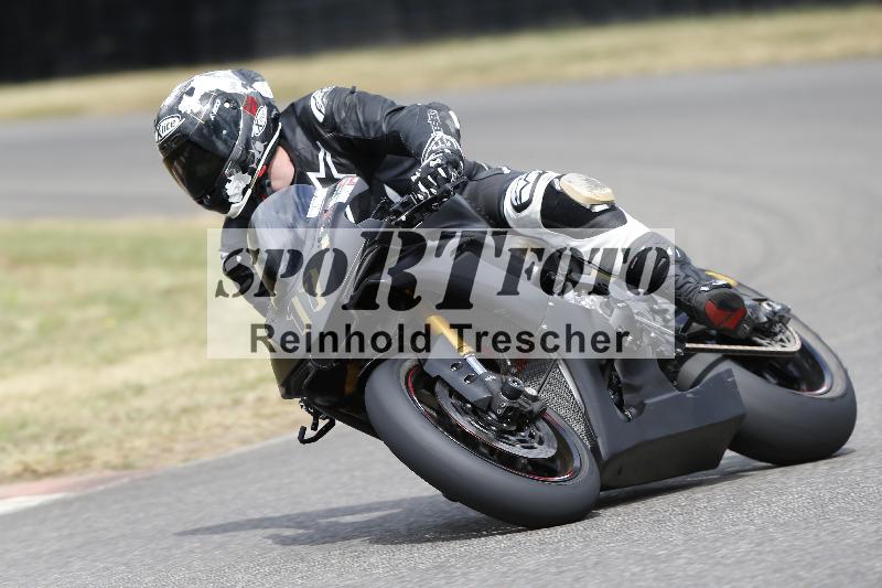 /Archiv-2025/32 07.07.2025 Plüss Moto Sport ADR/Freies Fahren/17